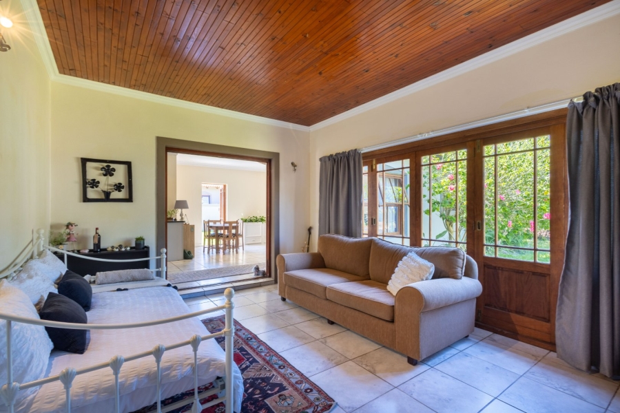 2 Bedroom Property for Sale in Whale Rock Gardens Western Cape